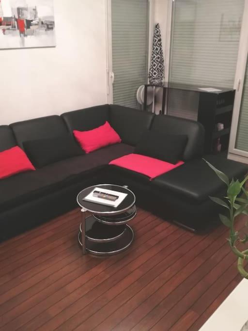 Joli Appartement Avec Jardin Et 2 Parkings Prives Argenteuil Extérieur photo